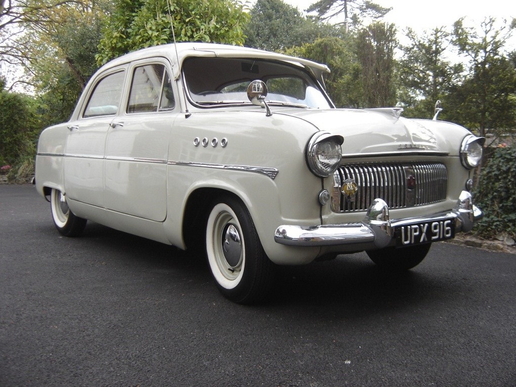1955 Ford Consul Image 1